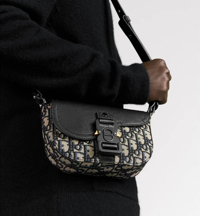 Sac messenger zippé à rabat