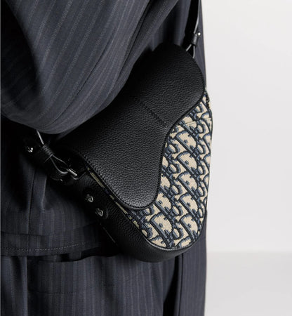 Sac messenger zippé